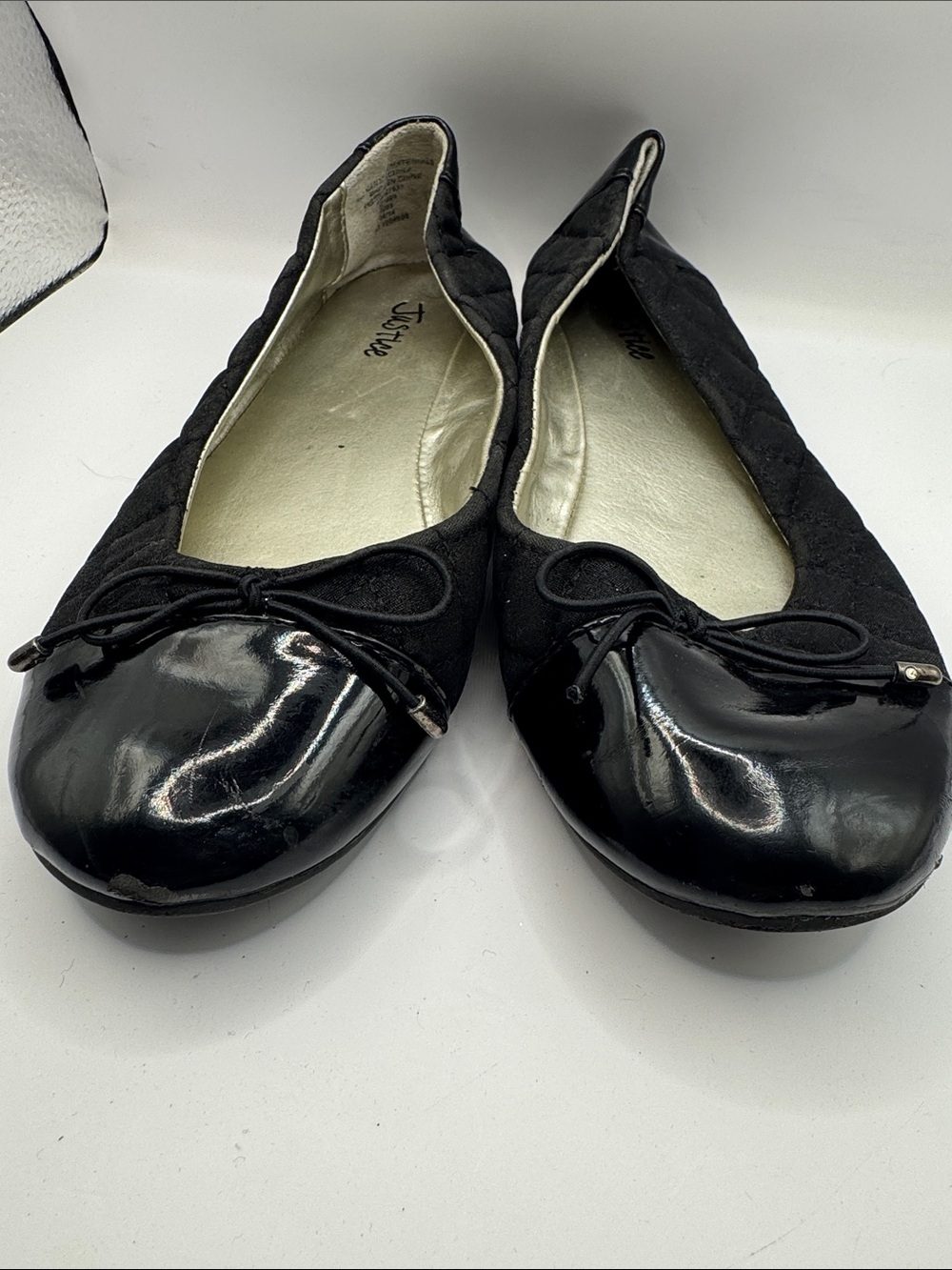 Justice Black Quilted Ballet Flats Patent Toe Bow Slip On Shoes Size 8 - Picture 6 of 12